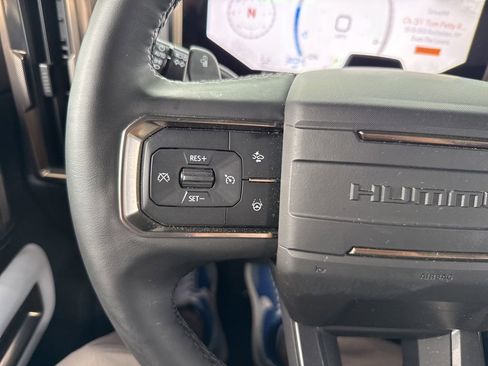 Used 2025 GMC Hummer EV 3X AWD/4WD image 72
