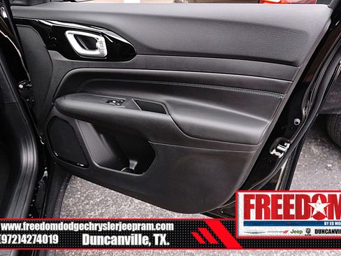 New 2026 Jeep Compass Latitude image 41