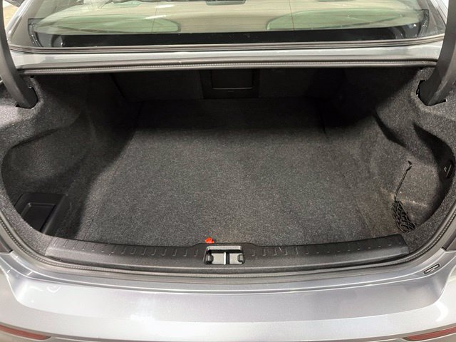 Used 2020 Volvo S60 T8 R-Design AWD/4WD image 17