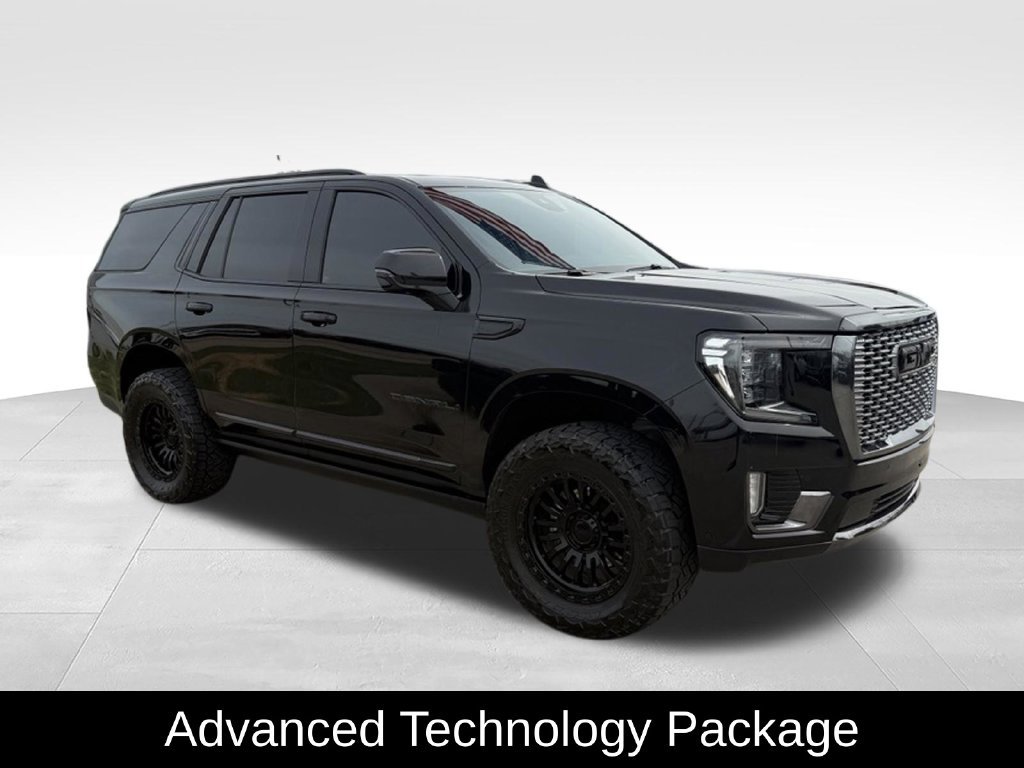 Used 2024 GMC Yukon Denali Ultimate AWD/4WD image 3