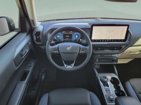 New 2025 Ford Bronco Sport Outer Banks w/ Outer Banks Tech Package+ image 16