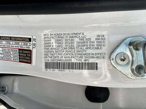 Used 2025 Acura RDX SH-AWD image 19
