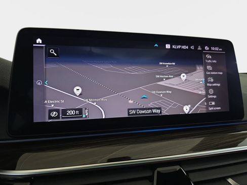 Used 2021 BMW 530e RWD image 24