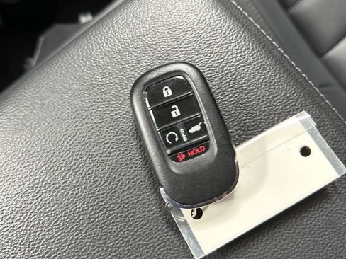 Used 2024 Honda CR-V EX-L image 27