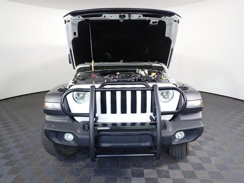 Used 2023 Jeep Wrangler Unlimited Sport AWD/4WD image 36