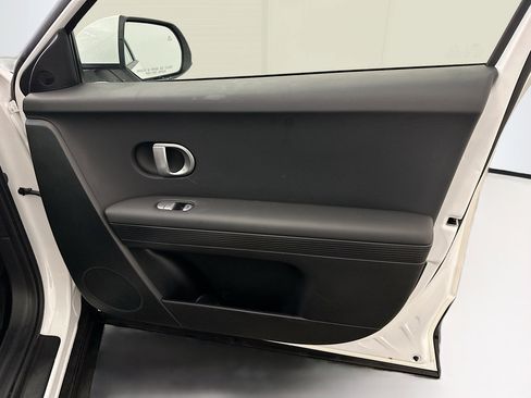 Used 2024 Hyundai Ioniq 5 SEL AWD/4WD image 34