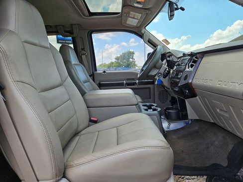 Used 2010 Ford F250 4x4 Crew Cab Super Duty image 31