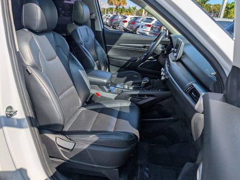 Used 2021 Kia Telluride S image 17