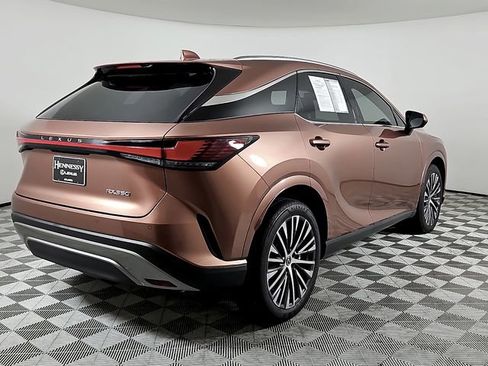 Used 2023 Lexus RX 350 Premium Plus w/ Accessory Package (Z1) FWD image 4