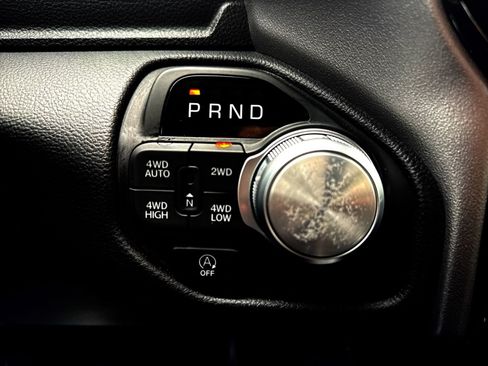 Used 2025 RAM 1500 Laramie AWD/4WD image 22
