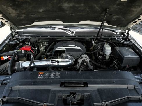 Used 2012 Chevrolet Avalanche LT w/ All-Star Edition image 44