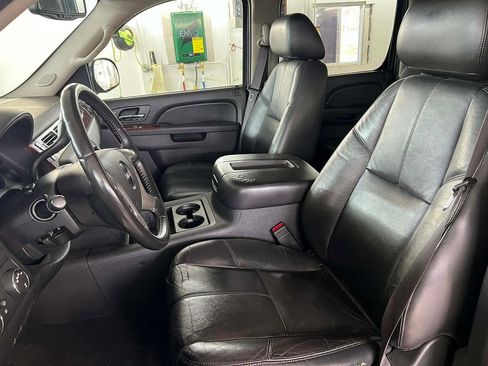 Used 2010 GMC Sierra 1500 SLT w/ LPO, Deluxe Chrome Package image 8