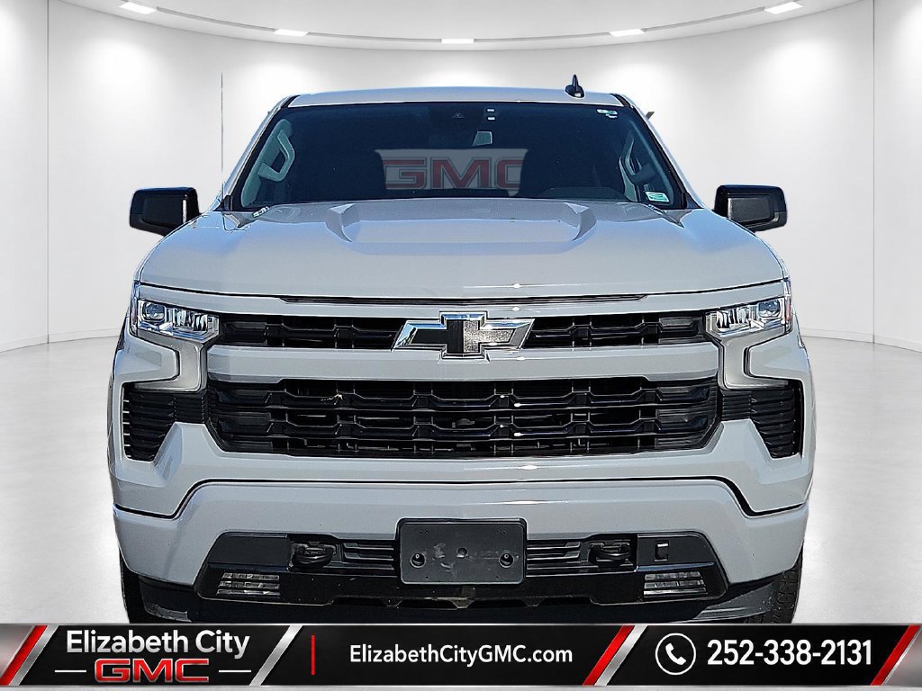 Used 2024 Chevrolet Silverado 1500 RST w/ Z71 Off-Road Package AWD/4WD image 3