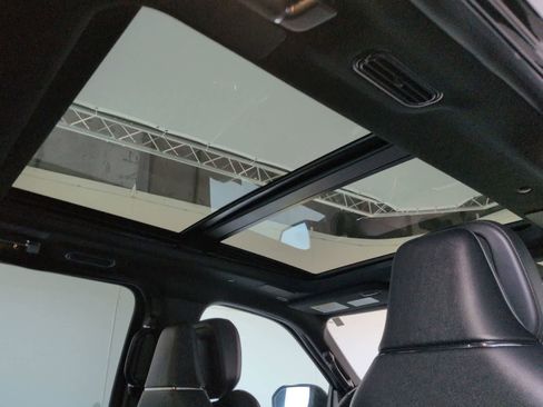 Used 2023 Lincoln Navigator Reserve w/ Equipment Group 201A image 21