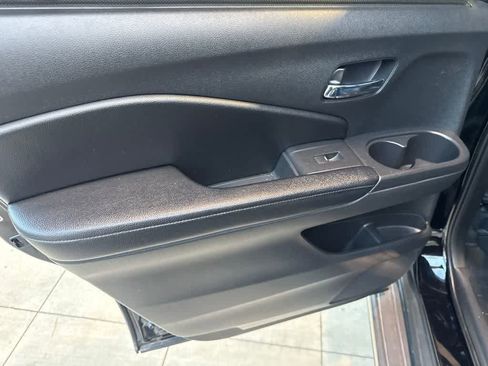Used 2017 Honda Pilot Touring image 19