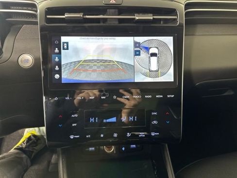 Certified 2022 Hyundai Tucson Limited image 22