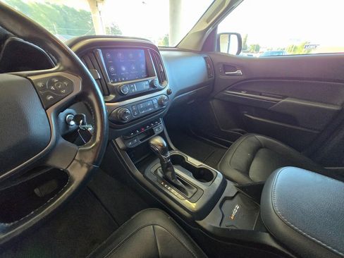 Used 2022 Chevrolet Colorado Z71 image 16