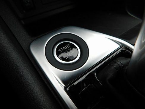 Used 2025 Nissan Sentra SV w/ All-Weather Package image 22