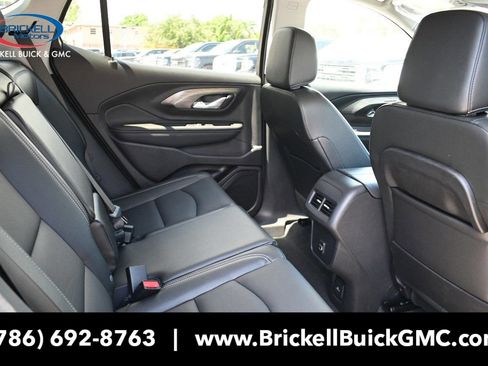 New 2024 GMC Terrain SLT w/ Elevation Edition image 20