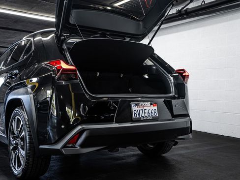 Used 2021 Lexus UX 250h w/ Accessory Package (Z2) AWD/4WD image 17