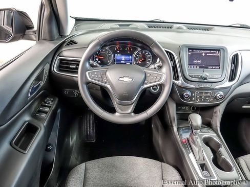 Used 2022 Chevrolet Equinox LT image 12