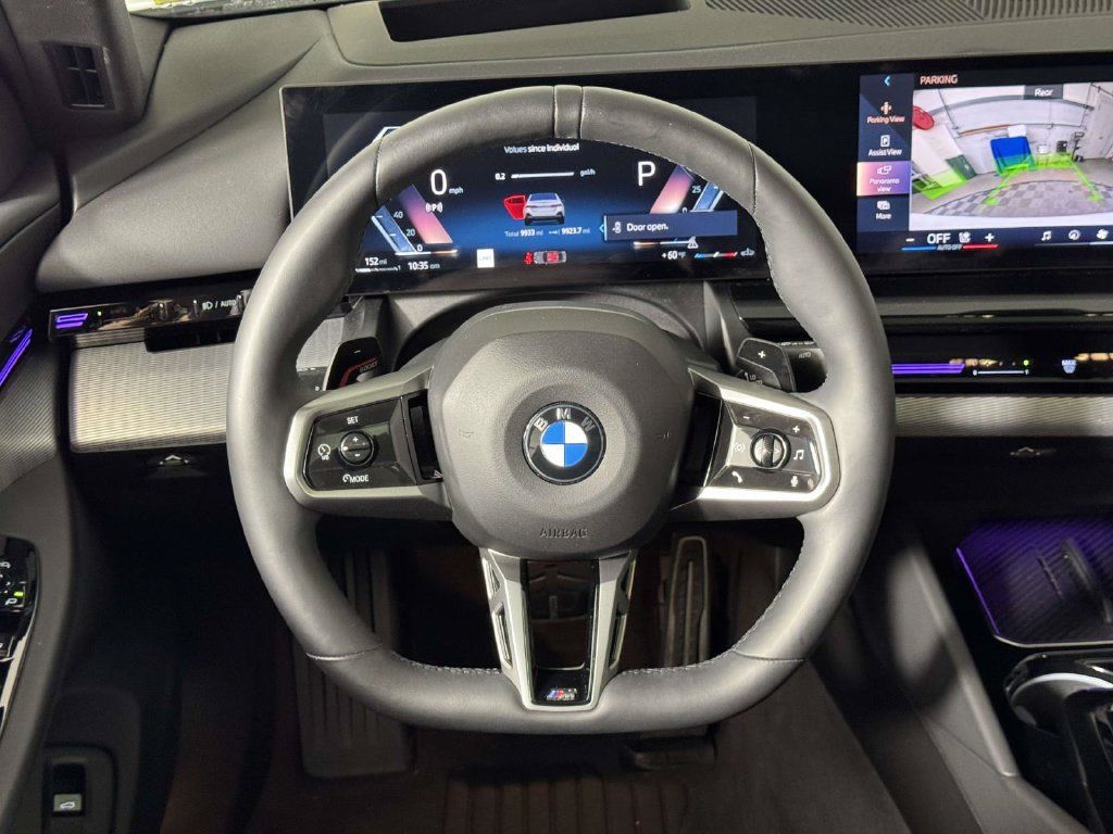 Used 2026 BMW 530i xDrive w/ M Sport Package AWD/4WD image 19