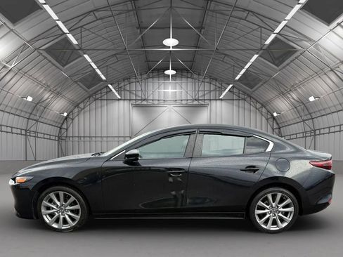 Used 2021 MAZDA MAZDA3 s image 10