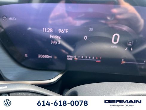 Used 2025 Buick Envision Avenir AWD/4WD image 26