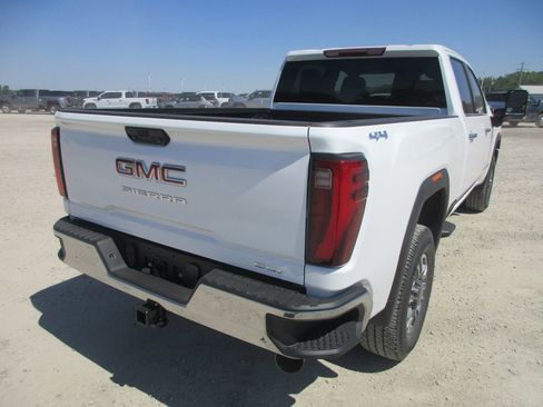 New 2026 GMC Sierra 2500 SLT w/ SLT Convenience Package AWD/4WD image 5