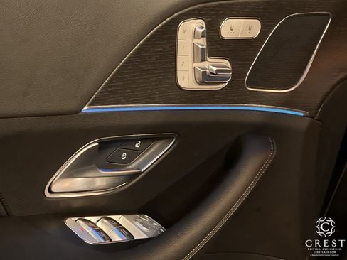 Used 2025 Mercedes-Benz GLE 350 4MATIC image 24