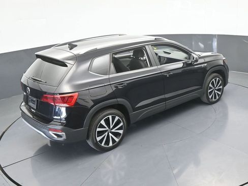 Used 2024 Volkswagen Taos SE image 52