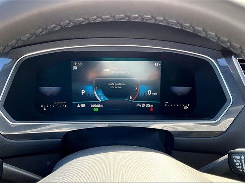 Certified 2022 Volkswagen Tiguan SE R-Line image 26