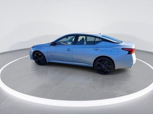 Certified 2023 Nissan Altima 2.5 SR image 6