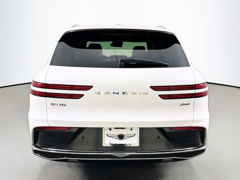 New 2026 Genesis GV70 2.5T Select AWD/4WD image 6