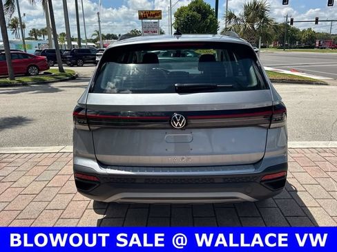 Certified 2025 Volkswagen Taos S FWD image 7