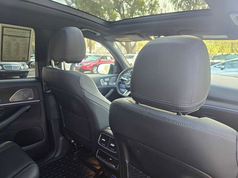 Certified 2025 Mercedes-Benz GLS 450 4MATIC image 15