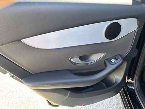 Used 2022 Mercedes-Benz GLC 300 image 8