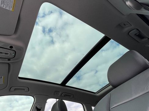 Used 2023 Audi Q7 3.0T Premium Plus image 21