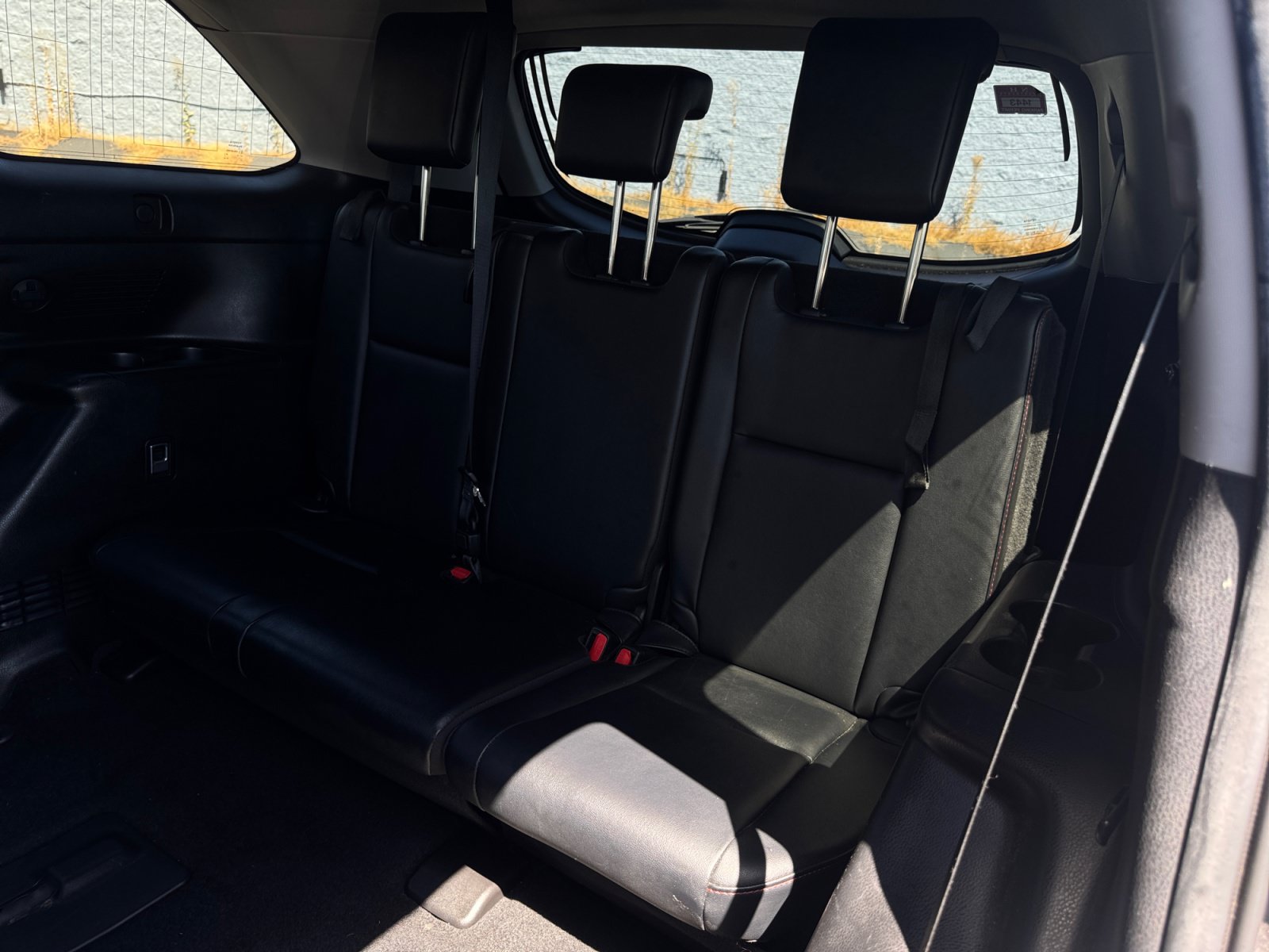 Used 2019 Toyota Highlander SE w/ Carpet Mat Package (TMS) FWD image 18