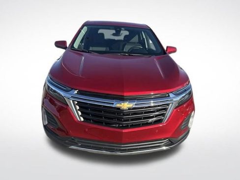 Used 2024 Chevrolet Equinox LT w/ LPO, Floor Liner Package FWD image 8