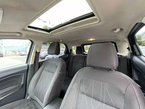 Used 2018 Ford EcoSport SE w/ SE Convenience Package image 30