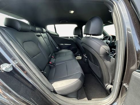 Used 2023 Kia Stinger GT-Line image 11