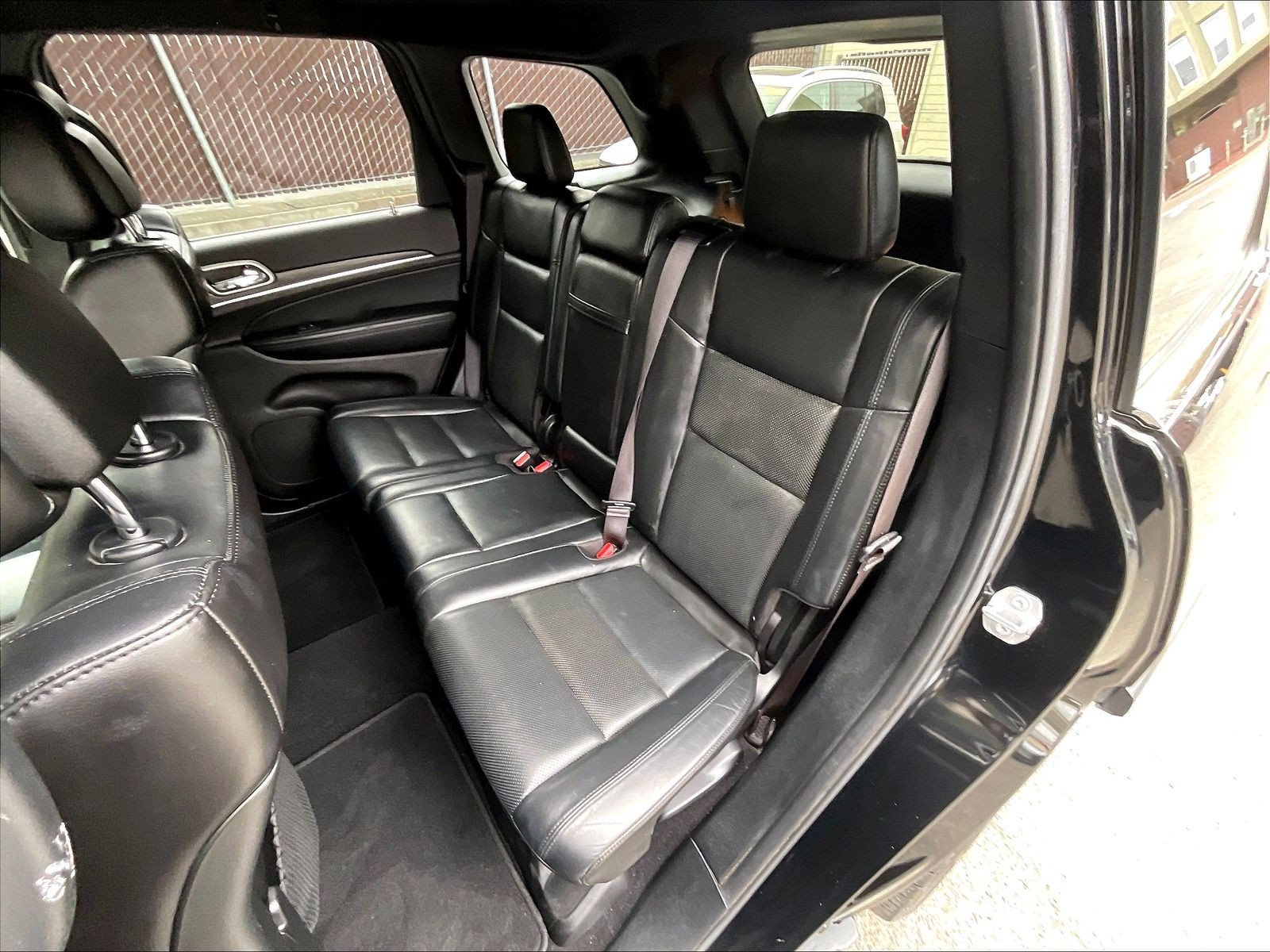 Used 2019 Jeep Grand Cherokee Limited w/ Luxury Group II AWD/4WD image 25