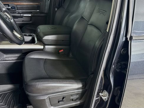 Used 2016 RAM 1500 Laramie w/ Convenience Group image 24