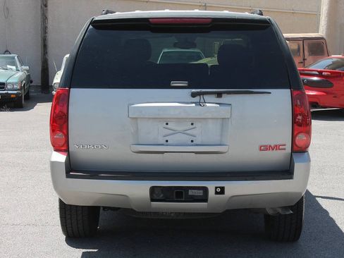 Used 2007 GMC Yukon SLE RWD image 7