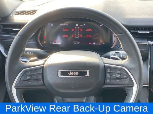 Used 2023 Jeep Grand Cherokee L Laredo w/ Luxury Tech Group I image 8