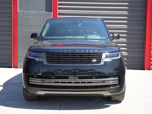 Used 2024 Land Rover Range Rover Long Wheelbase Autobiography AWD/4WD image 2