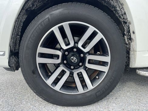 Used 2016 Toyota 4Runner Limited image 20