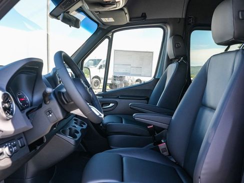 New 2026 Mercedes-Benz Sprinter 2500 image 19