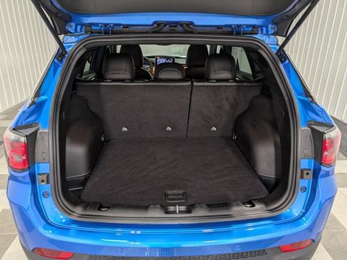 Used 2025 Jeep Compass Limited AWD/4WD image 23